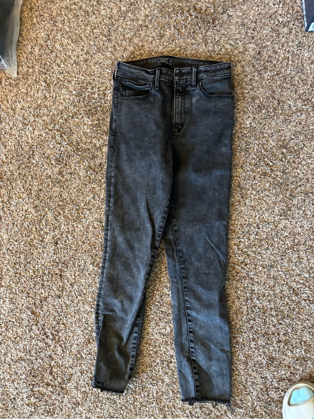 Abercrombie & Fitch Women's Black Vintage Wash Skinny Jeans